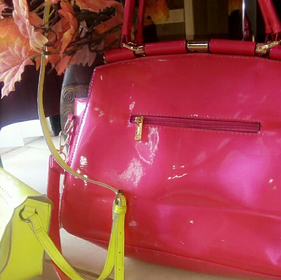 Purses - Picture 3 of 3